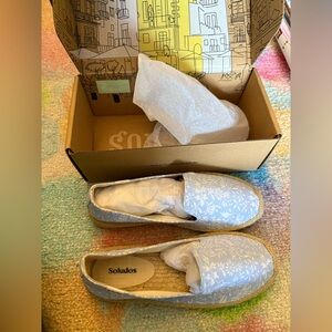 Soludos woman’s size 8 Blue Espadrilles brand new